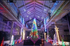 �T���^�N���X���[�h