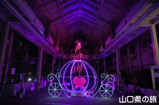 �T���^�N���X���[�h